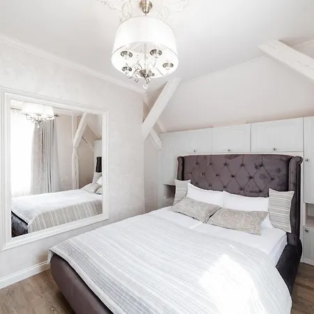 Lux On Duhnovicha Street .free Parking. *