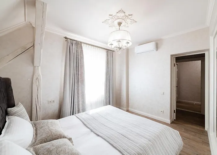 Lux On Duhnovicha Street .free Parking. Apartment