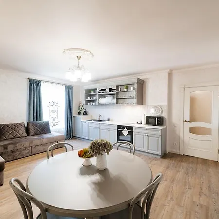 Lux On Duhnovicha Street .free Parking. Apartamento *