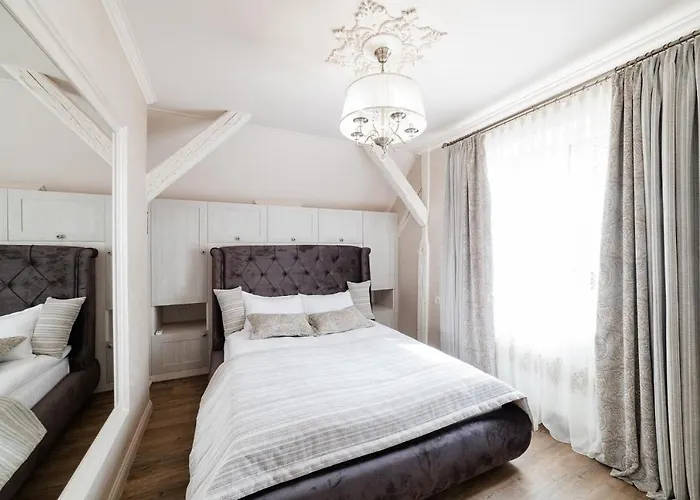 Διαμέρισμα Lux On Duhnovicha Street .free Parking. Uzhhorod