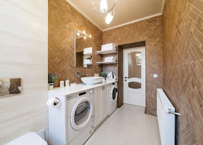 Lux On Duhnovicha Street .free Parking. * Uzhhorod